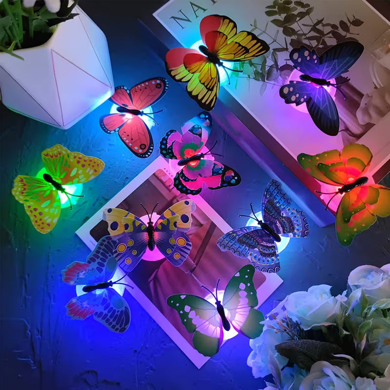 SET 10 FLUTURI LUMINOSI 3 D CU LED 1+1 GRATIS