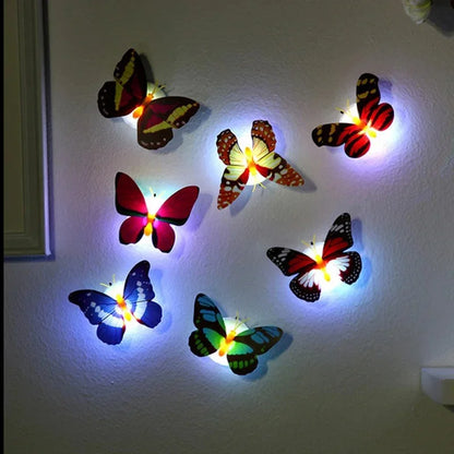SET 10 FLUTURI LUMINOSI 3 D CU LED 1+1 GRATIS